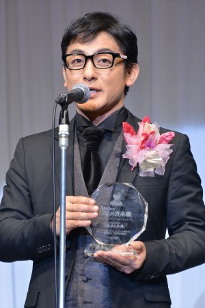 片岡愛之助、「第28回 日本 メガネ ベストドレッサー賞」表彰式にて