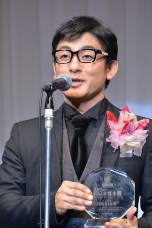 片岡愛之助、「第28回 日本 メガネ ベストドレッサー賞」表彰式にて