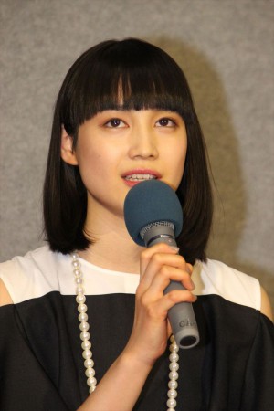 BSプレミアム『まれ～また会おうスペシャル～』試写会後の会見に登壇した中村ゆりか