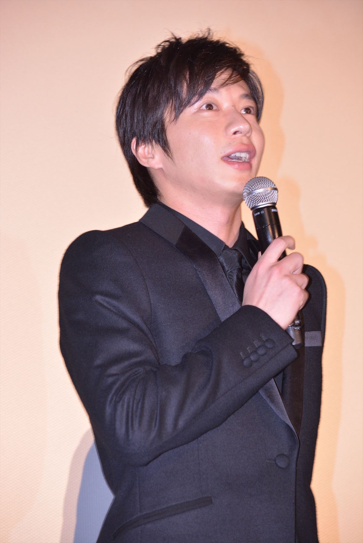 岡田准一、榮倉奈々から恋愛トーク不参加で喝「すぐマイクを下げる！」