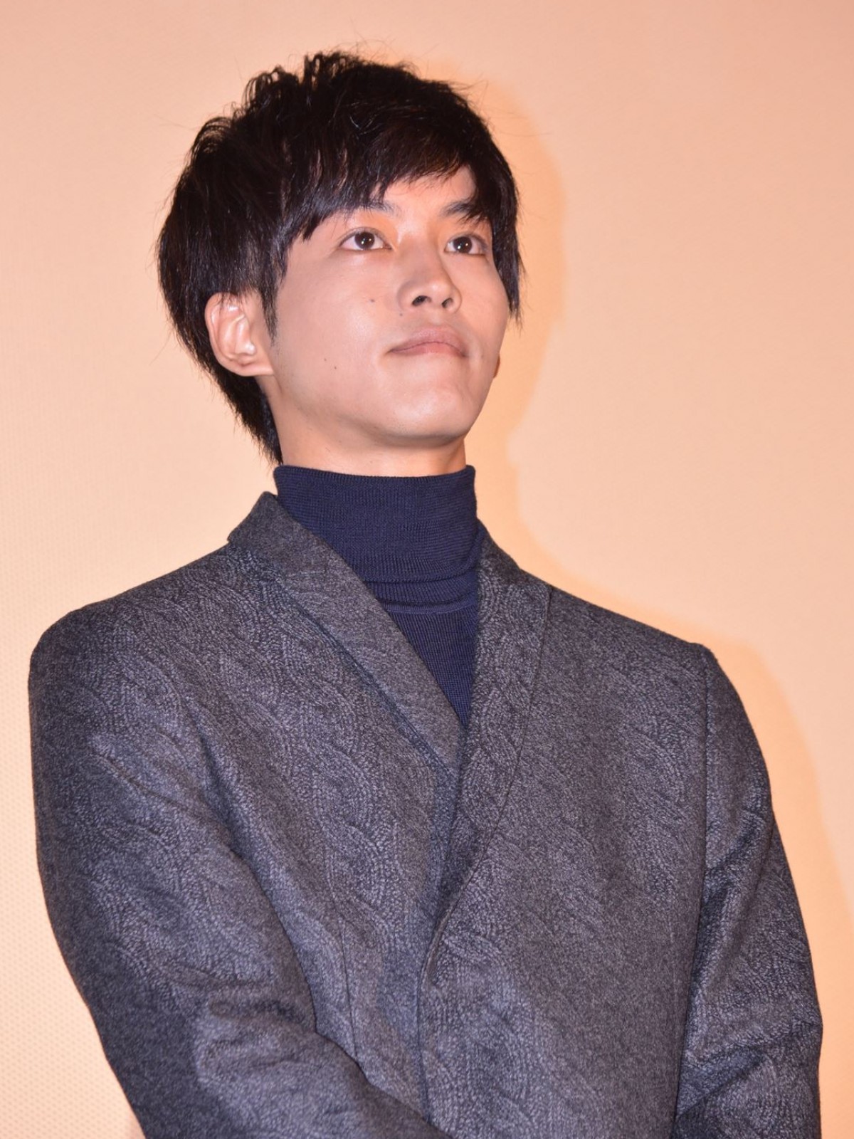 岡田准一、榮倉奈々から恋愛トーク不参加で喝「すぐマイクを下げる！」