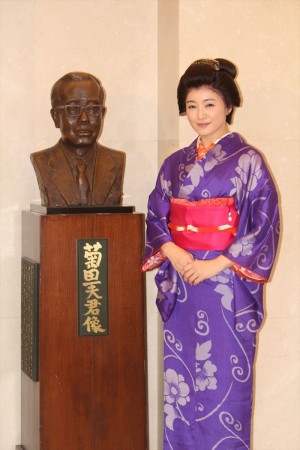 仲間由紀恵、舞台『放浪記』囲み取材会にて