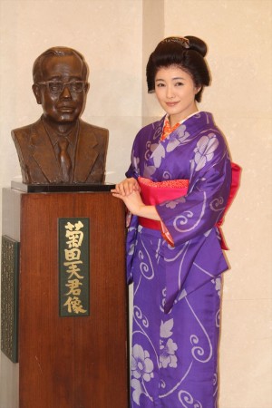 仲間由紀恵、舞台『放浪記』囲み取材会にて