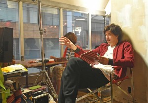 城田優が監督を務めた、『私たちがプロポーズされないのには、101の理由があってだな』シーズン2第8話の撮影風景