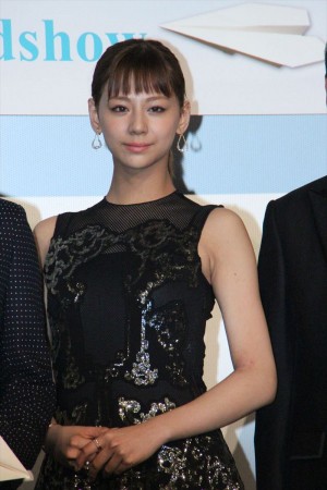 西内まりや、映画『レインツリーの国』完成披露上映会にて