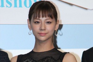 西内まりや、映画『レインツリーの国』完成披露上映会にて