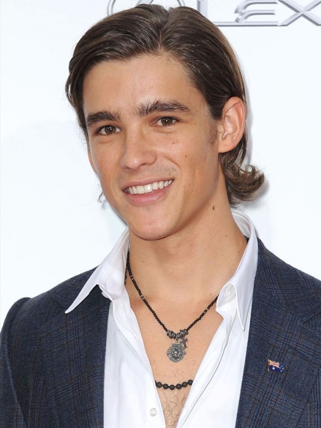 ブレントン・スウェイツ Brenton Thwaites