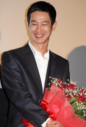 「独身イケメン俳優」加瀬亮