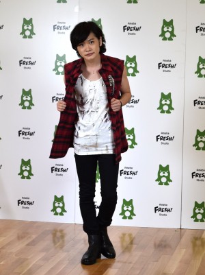 写真集「2.5次元男子」発売記念イベントに登壇した鳥越裕貴