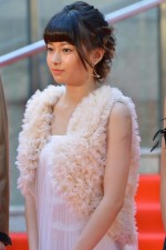 ＜TIFF2015＞『桜ノ雨』山本舞香、全身真っ白の可憐なドレス姿で登場