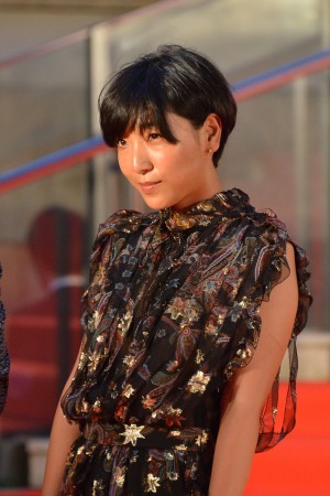 『0.5ミリ』（レッドカーペット）