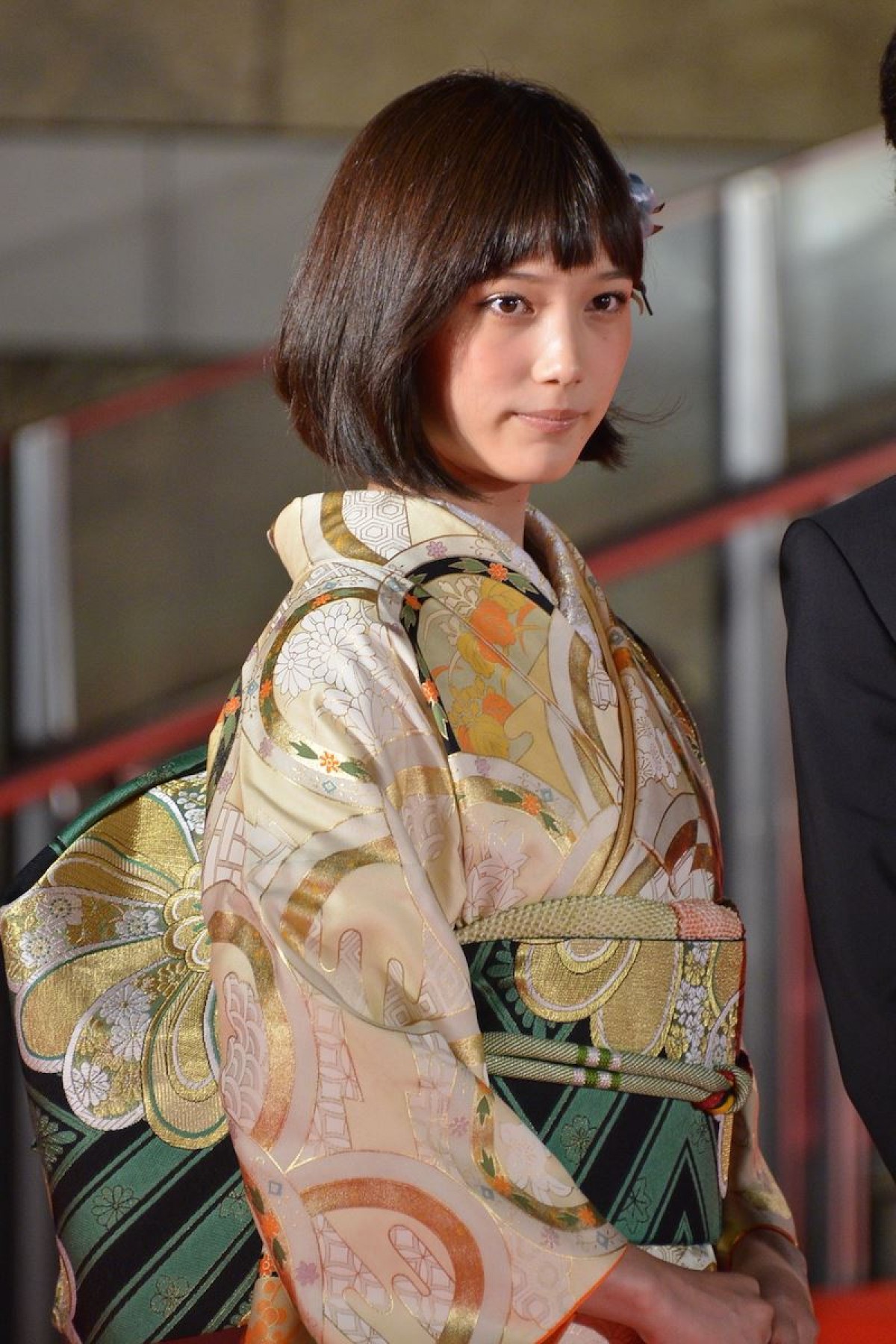 ＜TIFF2015＞本田翼、着物姿でレッドカーペット　佐藤浩市の手料理を絶賛