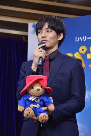 映画『パディントン』アフレコ会見に登壇した松坂桃李
