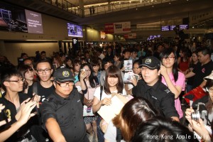 有村架純、香港で『ビリギャル』舞台挨拶　初訪問に現地ファン熱狂