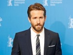 ライアン・レイノルズ、パーキンソン病だった亡父を追悼