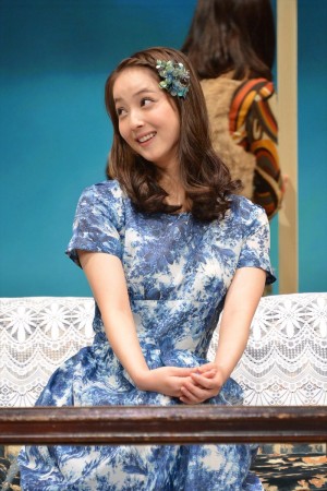 佐々木希、舞台『ブロッケンの妖怪』公開稽古にて