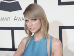 テイラー・スウィフト、歌詞盗作で50億円を要求される