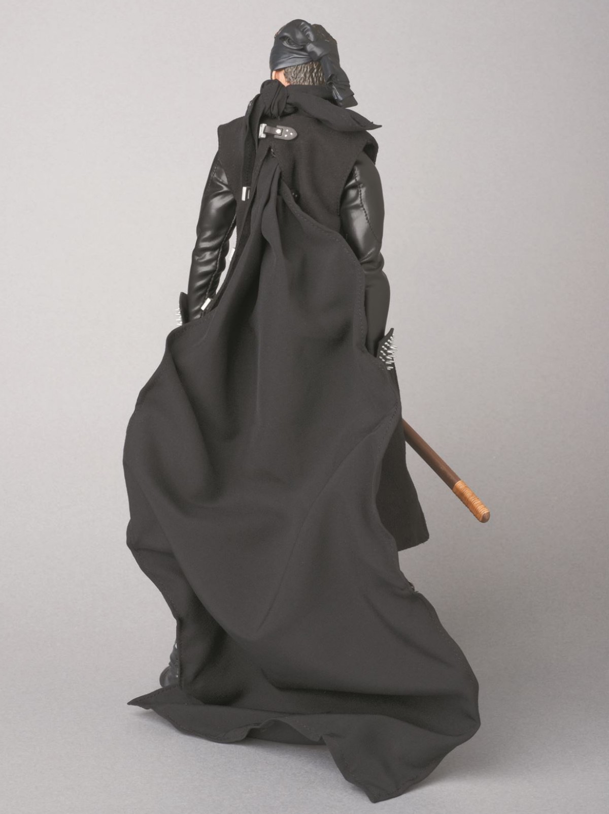小栗旬、『PEPSI STRONG ZERO』桃太郎姿がフィギュアに！  “鬼”も登場