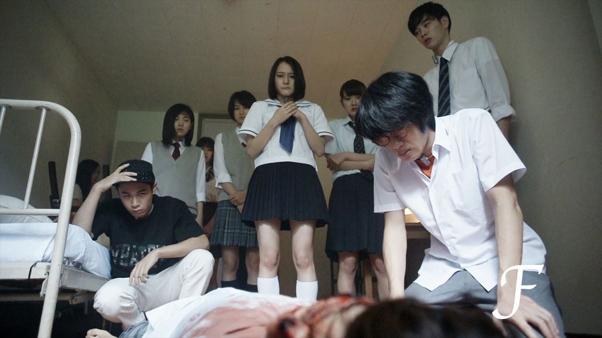 高月彩良、殺気に満ちた表情に注目！映画『人狼ゲーム』衝撃の予告編が解禁