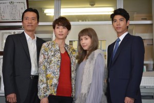 『逃げる女』取材会の様子