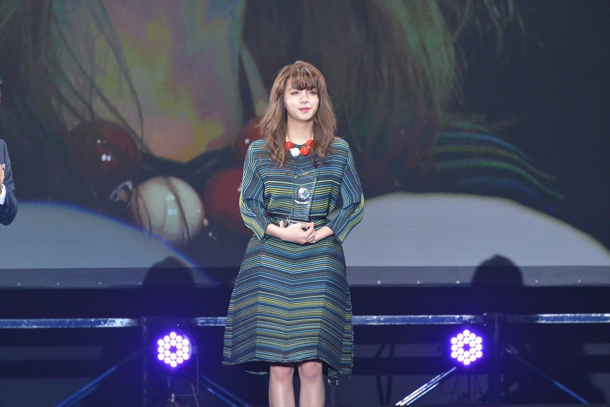 剛力彩芽、念願のヘアスタイル賞ゲットに喜び爆発「ようやく来たか」