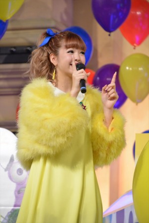 藤田ニコル、『インサイド・ヘッド』ツリー点灯式にて