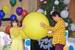  篠原信一・藤田ニコル、『インサイド・ヘッド』ツリー点灯式にて