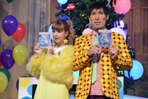  篠原信一・藤田ニコル、『インサイド・ヘッド』ツリー点灯式にて