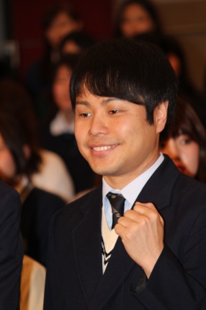 映画『劇場霊』女子学生限定試写会イベントに登壇したNON STYLE・井上裕介