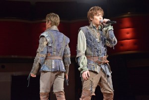 ミュージカル『1789‐バスティーユの恋人たち‐』に出演する小池徹平と加藤和樹