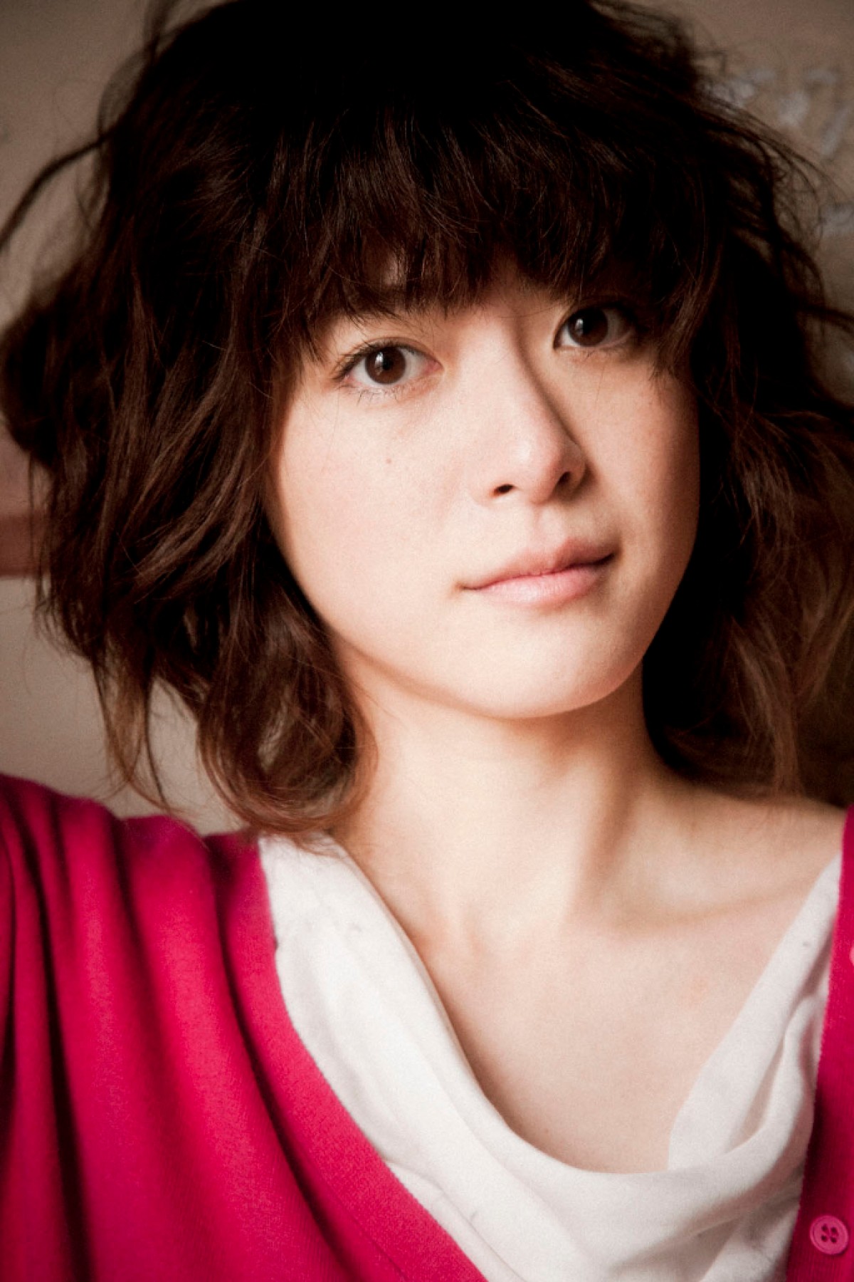 水原希子、香取慎吾主演ドラマに“ズレた”帰国子女OLに！千葉雄大は“イケメン後輩”役