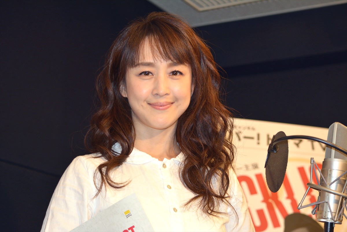 相田翔子、今年一番の“ブラックな出来事”告白に報道陣絶句！「左肩を腱板断裂した」