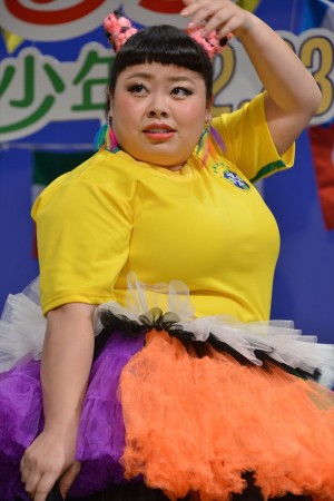 『映画ちびまる子ちゃん イタリアから来た少年』完成披露舞台挨拶に登壇した渡辺直美