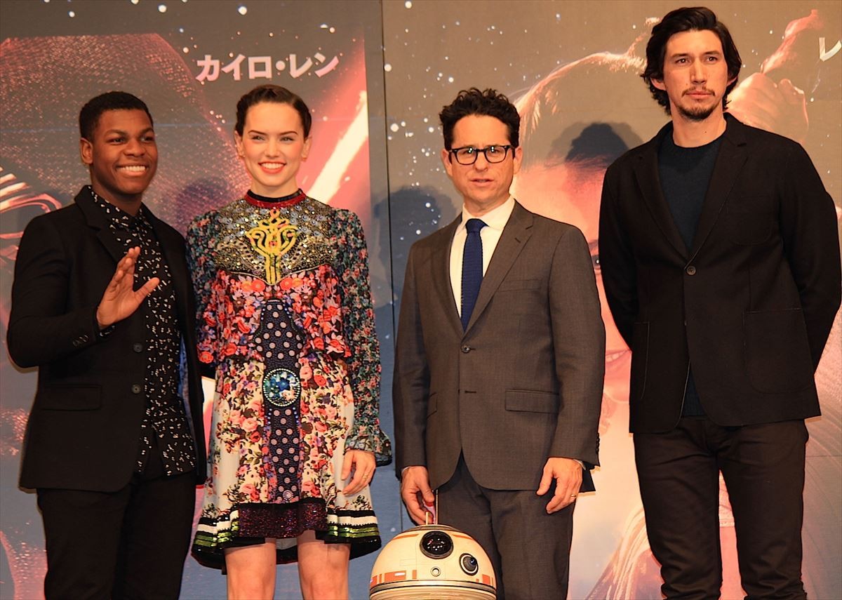 『スター・ウォーズ』新作は “高田馬場” と関係あり？ 監督が語る