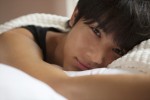 中川大志、“17歳”大人と子どもの狭間で魅せる表情に釘づけ　初のカレンダー発売決定