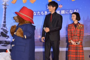 映画『パディントン』日本語吹替版完成披露試写会に登壇した松坂桃李、三戸なつめ