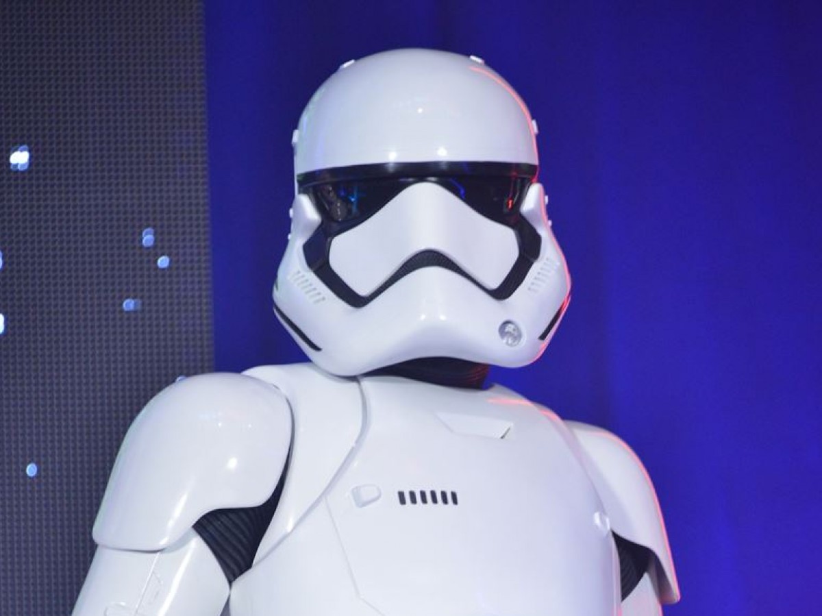 芸能人も『スター・ウォーズ/フォースの覚醒』に熱狂!?