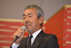 『信長燃ゆ』製作発表記者会見に出席した寺尾聰