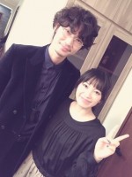 miwa＆綾野剛、『コウノドリ』2ショット　主題歌担当は「とても光栄でした」