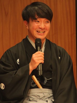 ドラマ『赤めだか』完成披露舞台挨拶に登壇した濱田岳