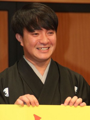 ドラマ『赤めだか』完成披露舞台挨拶に登壇した濱田岳