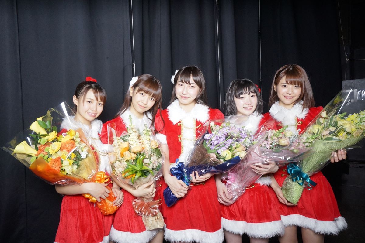 『武道館』クランクアップでステージを披露するJuice=Juice