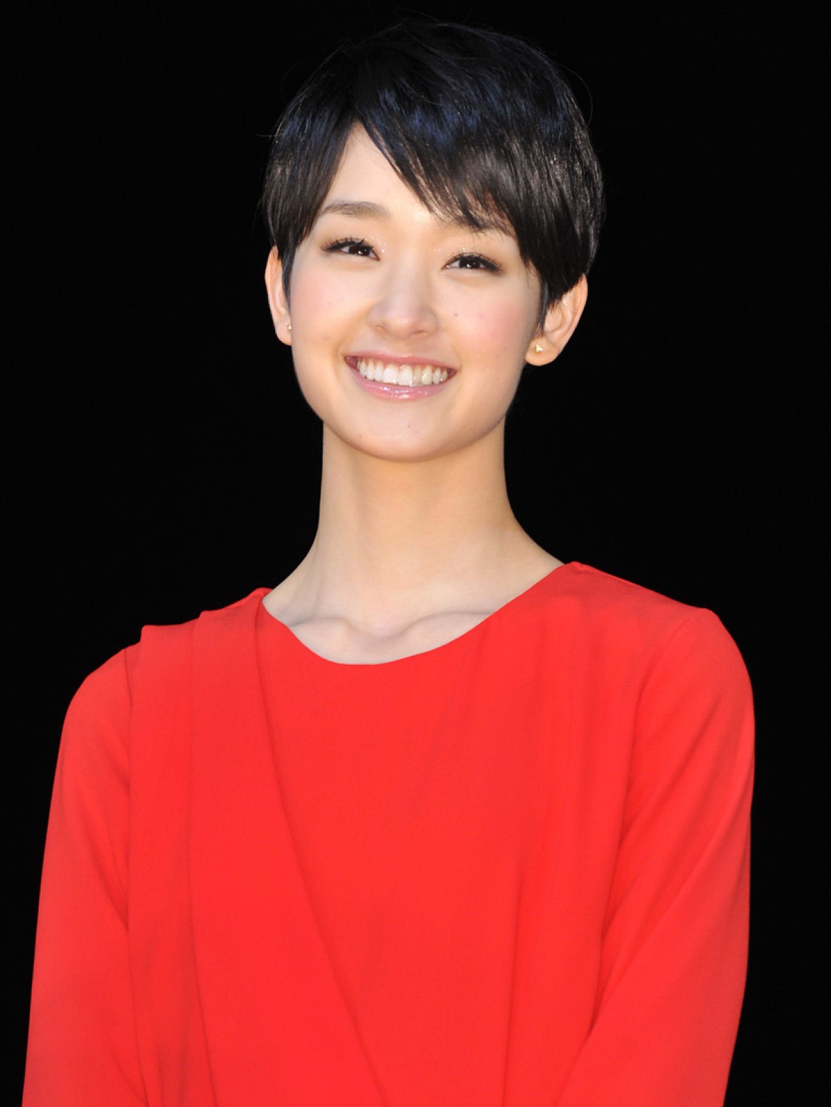 剛力彩芽、ショートヘアーになったきっかけを明かす