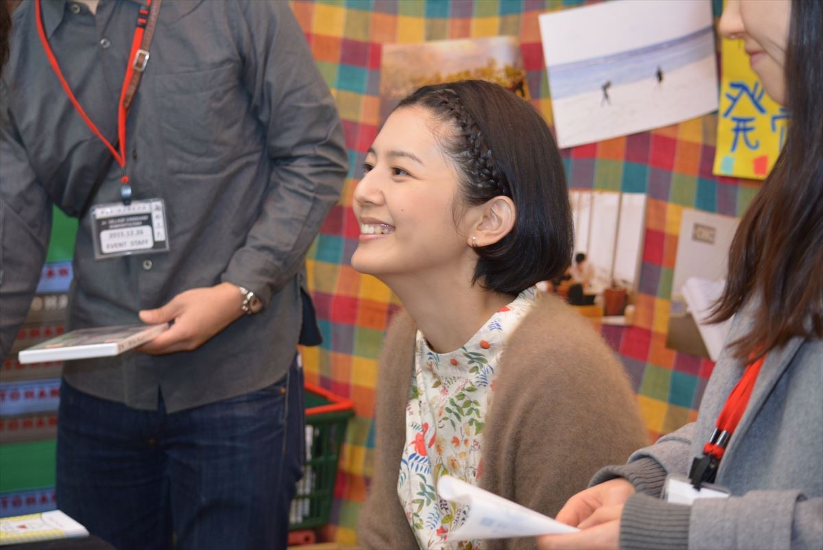 菊池亜希子、結婚は「いい意味で期待していない」　2016年は“女子から女性”に