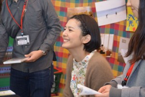 主演映画『グッド・ストライプス』『海のふた』のDVD発売イベントに登場した菊池亜希子