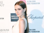 2015年「世界で最も美しい顔100人」16位：ゾーイ・ドゥイッチ