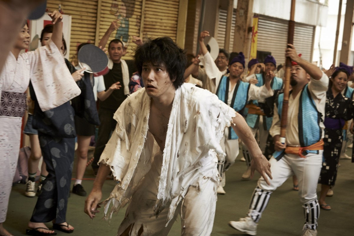 松山ケンイチ、第一印象は“衝撃的すぎ”『天の茶助』メイキング映像が先行公開！