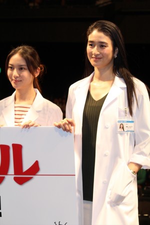 『フラジャイル』完成披露試写会の様子