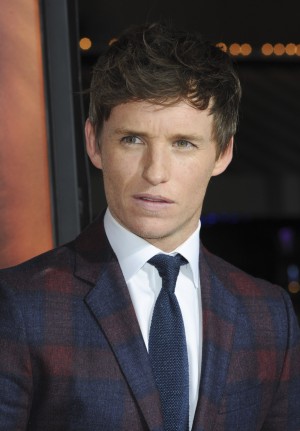 英版「GQ」誌「男性ベストドレッサー2016」1位：エディ・レッドメイン