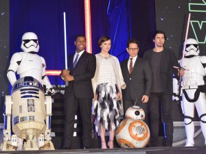 『スター・ウォーズ』最新作、『アバター』を抜いて北米歴代興行収入1位に